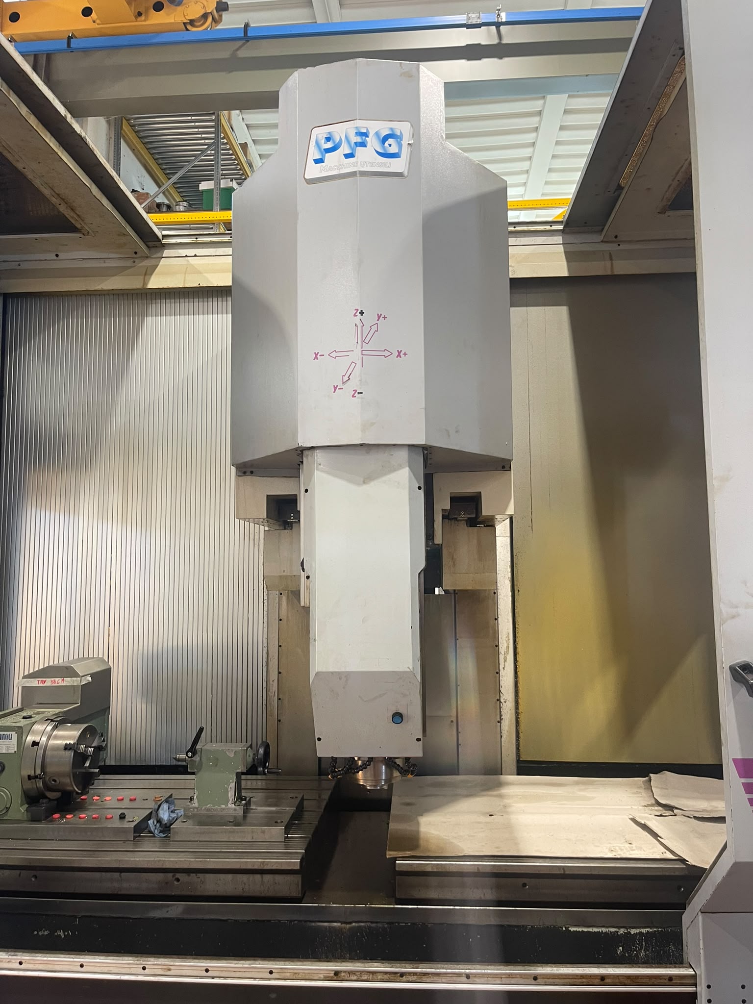 Fresa VMC2000 — foto 2